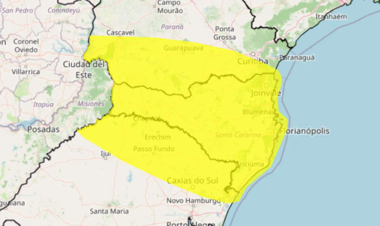 o mapa mostra as &aacute;rea em alerta para chuva intensa e ventos fortes