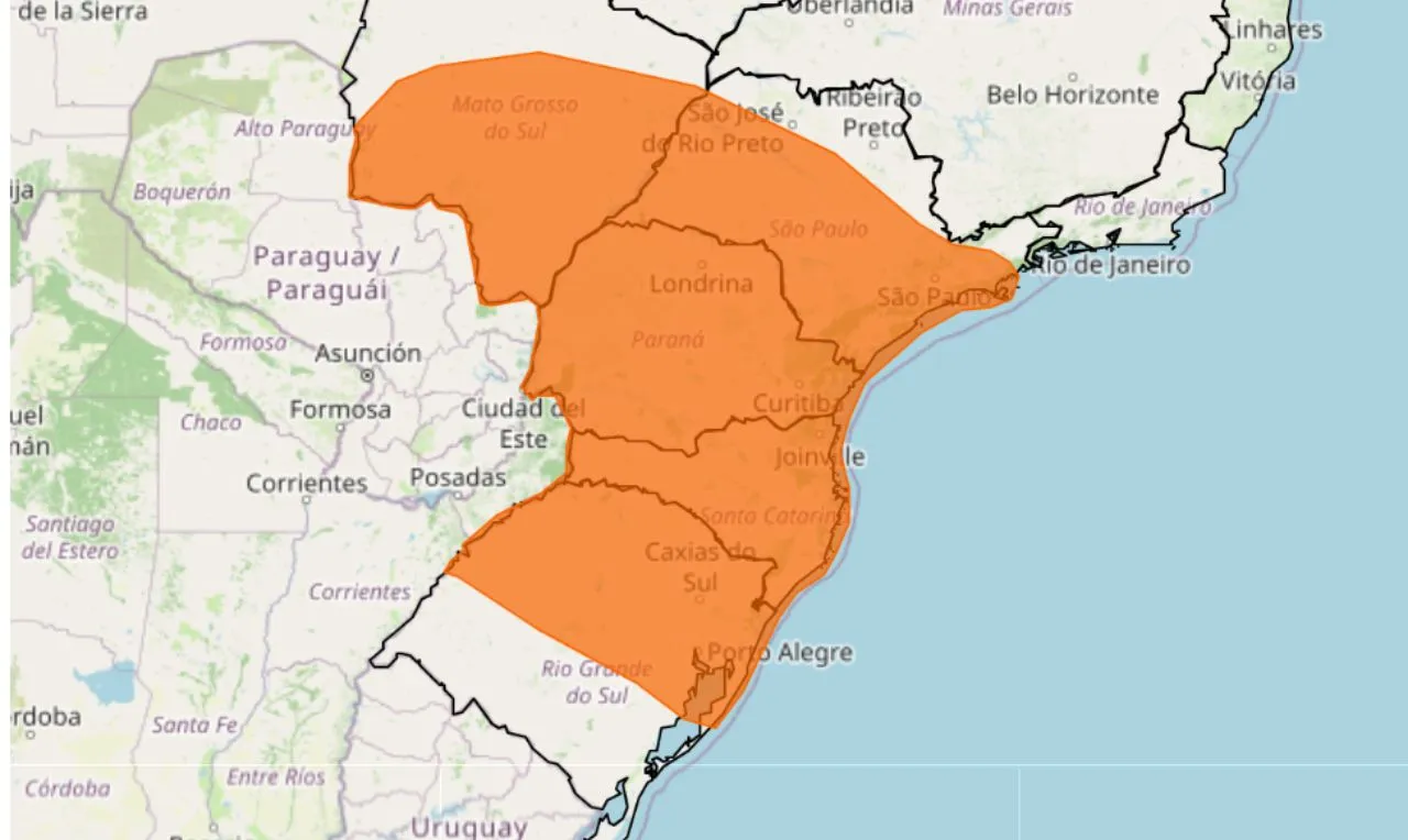 O mapa mostra as &aacute;reas em alerta para chuva intensa